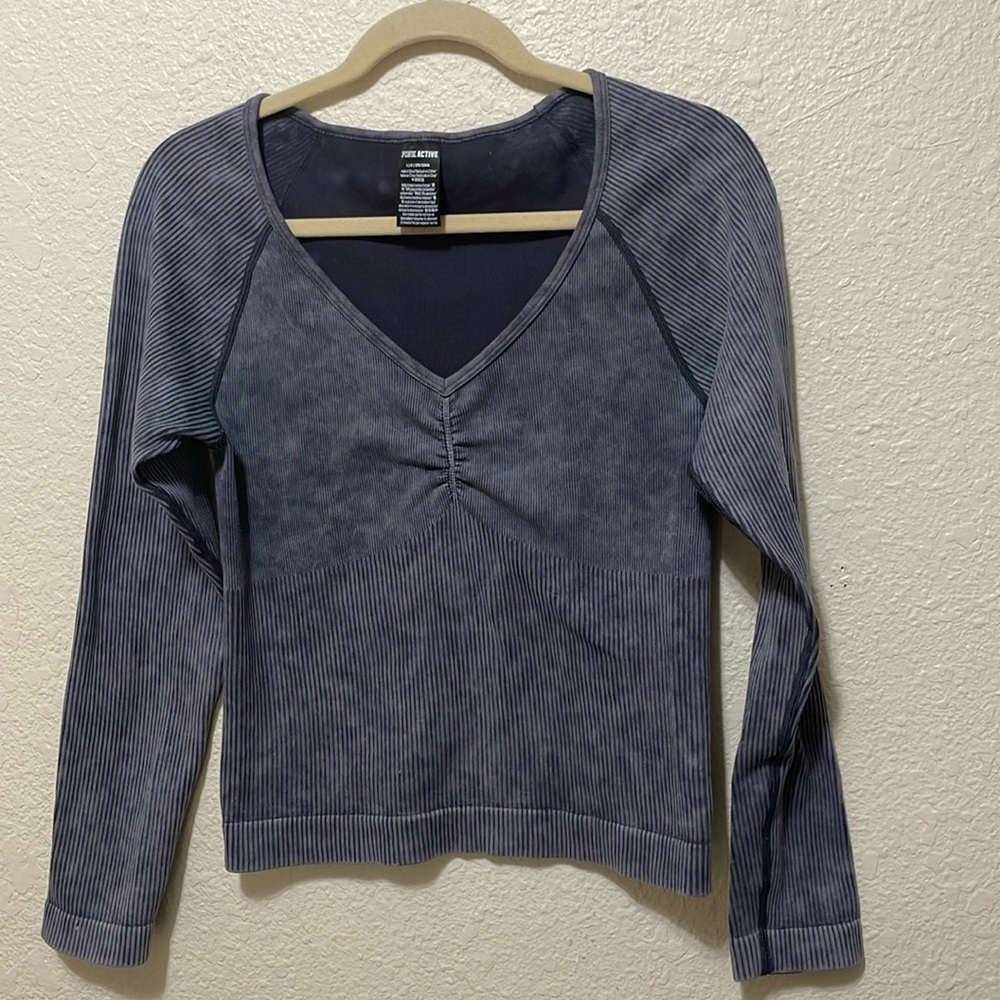 PINK ACTIVE Women's Gray Thermal Long Sleeve Top. Very Good Condition. Size L.